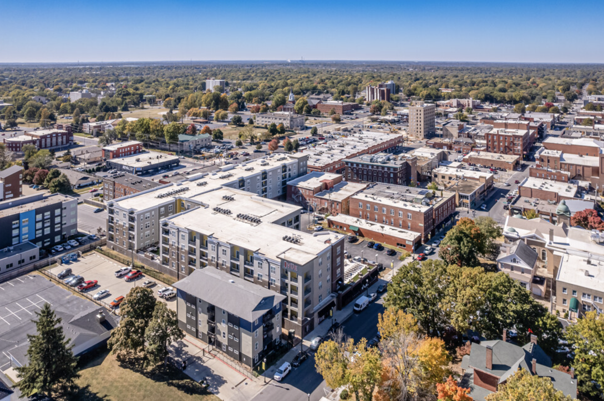 exterior vue on walnut springfield near msu